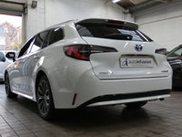 USED 2021 71 TOYOTA COROLLA 1.8 VVT-h GPF Excel Touring Sports 5dr Petrol Hybrid CVT Euro 6 (s/s) (122 ps) SAT NAV LEATHER HEATED SEATS REAR VIEW CAMERA CRUISE CONTROL PARKING SENSORS 1 OWNERS SERVICE HISTORY TOYOTA WARRANTY OCT 2031