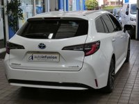 USED 2021 71 TOYOTA COROLLA 1.8 VVT-h GPF Excel Touring Sports 5dr Petrol Hybrid CVT Euro 6 (s/s) (122 ps) SAT NAV LEATHER HEATED SEATS REAR VIEW CAMERA CRUISE CONTROL PARKING SENSORS 1 OWNERS SERVICE HISTORY TOYOTA WARRANTY OCT 2031