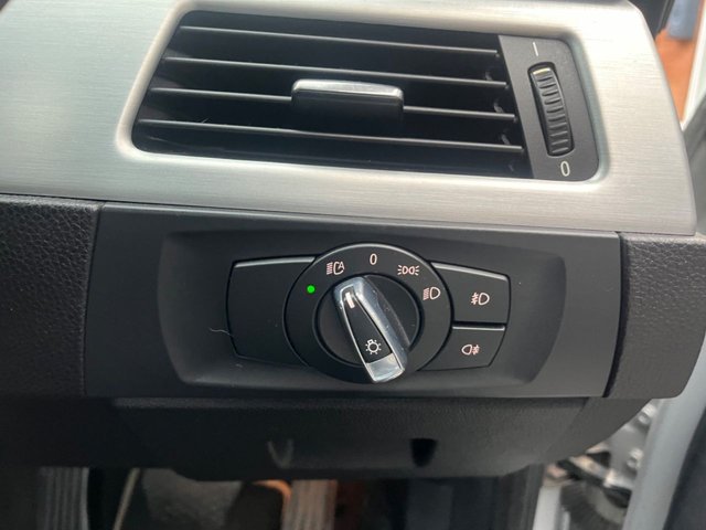 2011 BMW 3 Series 3L M Sport 2dr - Photo 8