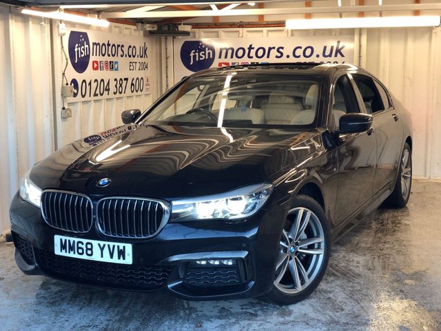 2019 BMW 7 SERIES 2.0 725Ld M Sport Saloon 4dr Diesel Auto Euro 6 (s/s) (231 ps)+2 KEYS INCLUDING DISPLAY KEY+1 FORMER KEEPER+SUNROOF+LEATHER SEATS+MEDIA+HEATED SEATS 1 FORMER KEEPER+FSH+SUNROOF+HEATED LEATHER SEATS+PARK CAMERA+BLUETOOTH+MEDIA+NAVIGATION+ALLOYS+CRUISE+PARKING SENSORS+HPI CLEAR