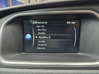 USED 2015 65 VOLVO V40 2.0 D2 SE Nav Hatchback 5dr Diesel Manual Euro 6 (s/s) (120 ps) Heated Seats, DAB Radio, Cruise Control