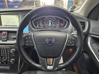 USED 2015 65 VOLVO V40 2.0 D2 SE Nav Hatchback 5dr Diesel Manual Euro 6 (s/s) (120 ps) Heated Seats, DAB Radio, Cruise Control