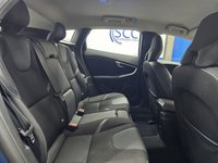 USED 2015 65 VOLVO V40 2.0 D2 SE Nav Hatchback 5dr Diesel Manual Euro 6 (s/s) (120 ps) Heated Seats, DAB Radio, Cruise Control