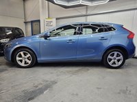 USED 2015 65 VOLVO V40 2.0 D2 SE Nav Hatchback 5dr Diesel Manual Euro 6 (s/s) (120 ps) Heated Seats, DAB Radio, Cruise Control
