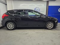 USED 2011 11 FORD FOCUS 1.6 Titanium Hatchback 5dr Petrol Manual Euro 5 (125 ps) Cruise Control, DAB Radio, Bluetooth