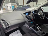 USED 2011 11 FORD FOCUS 1.6 Titanium Hatchback 5dr Petrol Manual Euro 5 (125 ps) Cruise Control, DAB Radio, Bluetooth