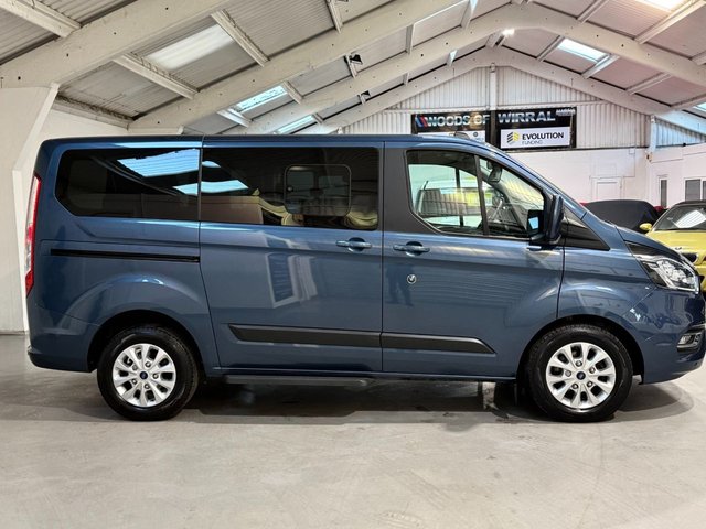 View our FORD TOURNEO CUSTOM