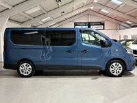 USED 2020 70 RENAULT TRAFIC 2.0 dCi ENERGY 30 Sport Nav Minibus Double Cab 5dr Diesel Manual LWB Euro 6 (s/s) (9 Seat) (120 ps) 8 SEATS+PARKSENSE+NAVI+PRIVACY