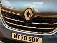 USED 2020 70 RENAULT TRAFIC 2.0 dCi ENERGY 30 Sport Nav Minibus Double Cab 5dr Diesel Manual LWB Euro 6 (s/s) (9 Seat) (120 ps) 8 SEATS+PARKSENSE+NAVI+PRIVACY
