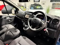 USED 2020 70 RENAULT TRAFIC 2.0 dCi ENERGY 30 Sport Nav Minibus Double Cab 5dr Diesel Manual LWB Euro 6 (s/s) (9 Seat) (120 ps) 8 SEATS+PARKSENSE+NAVI+PRIVACY