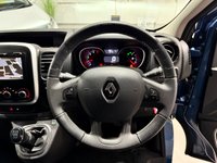 USED 2020 70 RENAULT TRAFIC 2.0 dCi ENERGY 30 Sport Nav Minibus Double Cab 5dr Diesel Manual LWB Euro 6 (s/s) (9 Seat) (120 ps) 8 SEATS+PARKSENSE+NAVI+PRIVACY