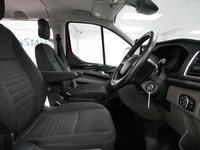 USED 2020 70 FORD TRANSIT CUSTOM 320 2.0 EBL 130 BHP LONG LIMITED AUTO 5 SEATER CREWCAB 1 OWNER | AUTOMATIC | SAT NAV | 5 SEATS
