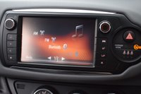 USED 2014 64 TOYOTA YARIS 1.33 Dual VVT-i Icon Hatchback 5dr Petrol Multidrive S Euro 5 (99 ps) Automatic Reverse Camera