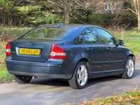 USED 2006 56 VOLVO S40 2.0D SE Saloon 4dr Diesel Manual (153 g/km, 136 bhp) 