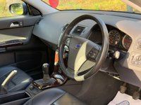 USED 2006 56 VOLVO S40 2.0D SE Saloon 4dr Diesel Manual (153 g/km, 136 bhp) 