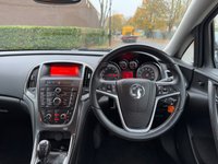 USED 2012 62 VAUXHALL ASTRA 1.6 16v SE Hatchback 5dr Petrol Manual Euro 5 (115 ps) 