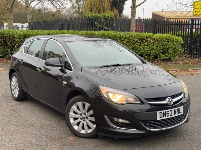 2012 62 Vauxhall Astra 1.6 16v SE Hatchback 5dr Petrol Manual Euro 5 (115 ps)