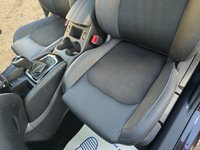 USED 2020 20 NISSAN QASHQAI 1.3 DIG-T Tekna in black with 28,400 miles, 1 owner, full service history. ULEZ compliant Euro 6 with automatic gearbox, Sat Nav, 19