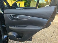 USED 2020 20 NISSAN QASHQAI 1.3 DIG-T Tekna in black with 28,400 miles, 1 owner, full service history. ULEZ compliant Euro 6 with automatic gearbox, Sat Nav, 19