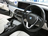 USED 2021 70 BMW 5 SERIES 2.0 530e 12kWh SE Saloon 4dr Petrol Plug-in Hybrid Steptronic Euro 6 (s/s) (292 ps) SAT NAV LEATHER HEATED SEATS REAR VIEW CAMERA CRUISE CONTROL 1 OWNER SERVICE HISTORY WARRANTY