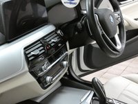 USED 2021 70 BMW 5 SERIES 2.0 530e 12kWh SE Saloon 4dr Petrol Plug-in Hybrid Steptronic Euro 6 (s/s) (292 ps) SAT NAV LEATHER HEATED SEATS REAR VIEW CAMERA CRUISE CONTROL 1 OWNER SERVICE HISTORY WARRANTY