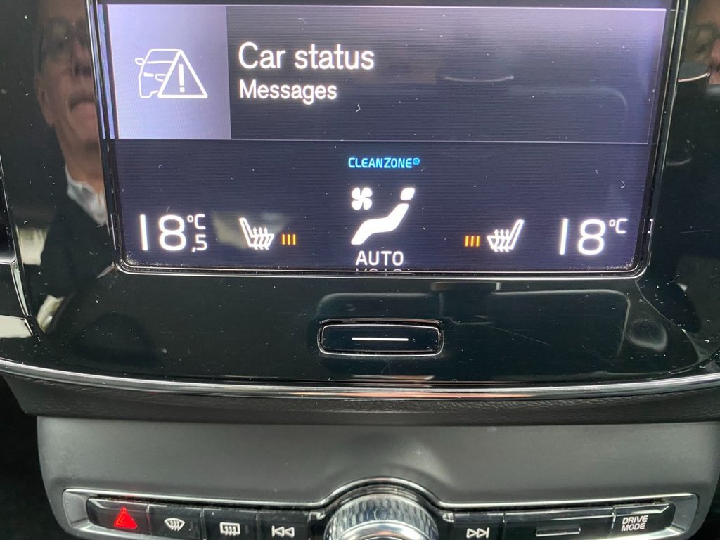 USED 2018 18 VOLVO XC40 2.0 T4 Momentum SUV 5dr Petrol Auto AWD Euro 6 (s/s) (190 ps) 42000 MILES WINTER PACK