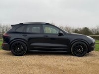 USED 2017 67 PORSCHE CAYENNE 4.2 TD V8 S Platinum Edition SUV 5dr Diesel TiptronicS 4WD Euro 6 (s/s) (385 ps) 