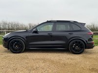 USED 2017 67 PORSCHE CAYENNE 4.2 TD V8 S Platinum Edition SUV 5dr Diesel TiptronicS 4WD Euro 6 (s/s) (385 ps) 