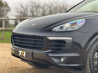 USED 2017 67 PORSCHE CAYENNE 4.2 TD V8 S Platinum Edition SUV 5dr Diesel TiptronicS 4WD Euro 6 (s/s) (385 ps) 