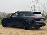 USED 2017 67 PORSCHE CAYENNE 4.2 TD V8 S Platinum Edition SUV 5dr Diesel TiptronicS 4WD Euro 6 (s/s) (385 ps) 
