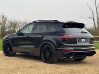 USED 2017 67 PORSCHE CAYENNE 4.2 TD V8 S Platinum Edition SUV 5dr Diesel TiptronicS 4WD Euro 6 (s/s) (385 ps) 