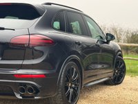 USED 2017 67 PORSCHE CAYENNE 4.2 TD V8 S Platinum Edition SUV 5dr Diesel TiptronicS 4WD Euro 6 (s/s) (385 ps) 