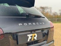 USED 2017 67 PORSCHE CAYENNE 4.2 TD V8 S Platinum Edition SUV 5dr Diesel TiptronicS 4WD Euro 6 (s/s) (385 ps) 