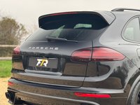 USED 2017 67 PORSCHE CAYENNE 4.2 TD V8 S Platinum Edition SUV 5dr Diesel TiptronicS 4WD Euro 6 (s/s) (385 ps) 