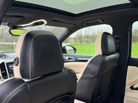 USED 2017 67 PORSCHE CAYENNE 4.2 TD V8 S Platinum Edition SUV 5dr Diesel TiptronicS 4WD Euro 6 (s/s) (385 ps) 