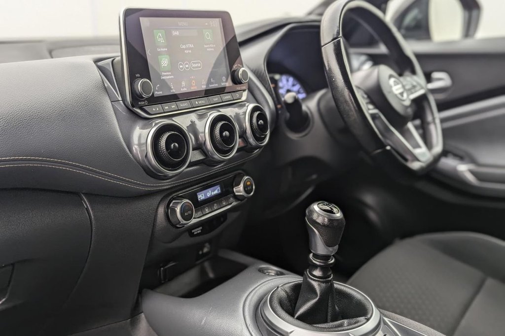USED 2021 70 NISSAN JUKE 1.0 DIG-T N-Connecta SUV 5dr Petrol Manual Euro 6 (s/s) (114 ps) Sat Nav Apple Car Play