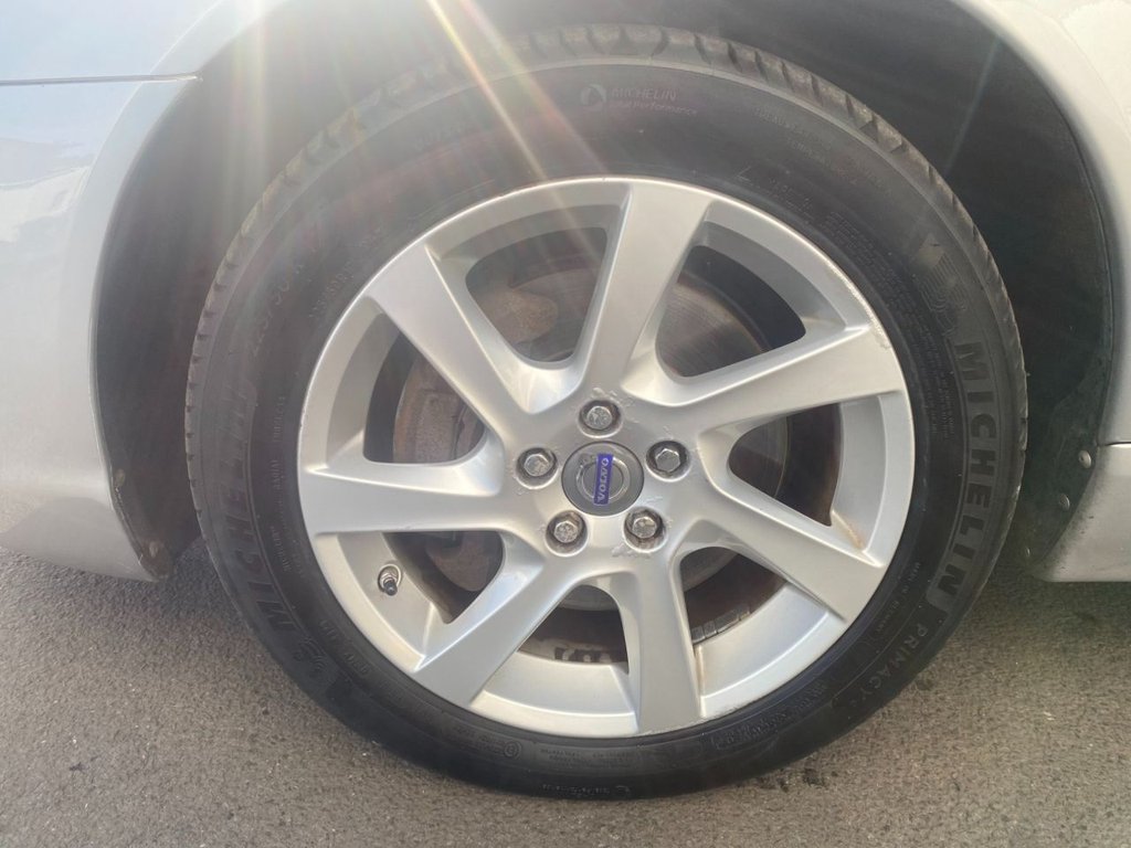 USED 2014 64 VOLVO V70 2.4 D5 SE Lux Estate 5dr Diesel Geartronic Euro 5 (215 ps) FULL SERVICE HISTORY