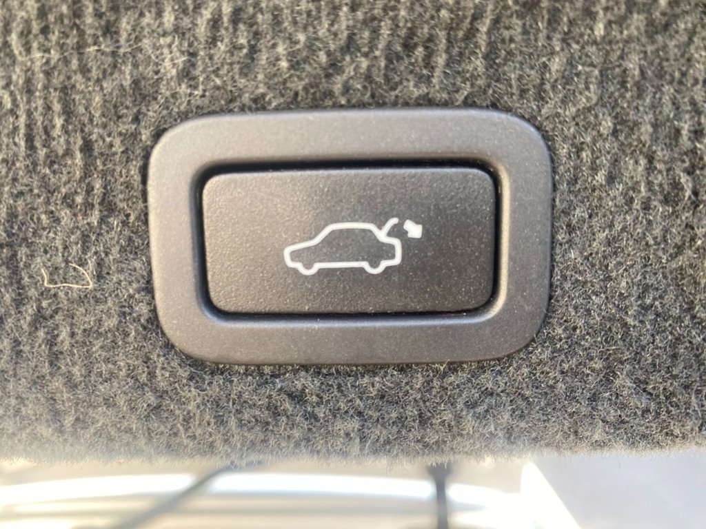 USED 2014 64 VOLVO V70 2.4 D5 SE Lux Estate 5dr Diesel Geartronic Euro 5 (215 ps) FULL SERVICE HISTORY