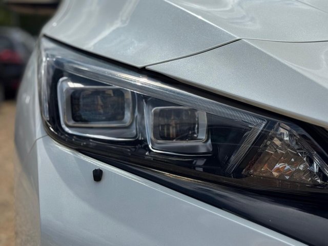 2019 Nissan Leaf - Photo 11