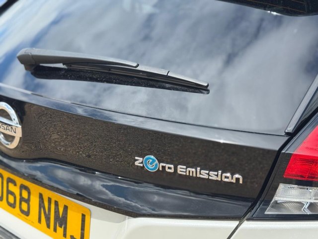 2019 Nissan Leaf - Photo 10