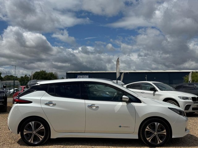 2019 Nissan Leaf - Photo 5