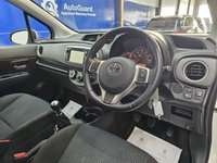 USED 2012 12 TOYOTA YARIS 1.33 Dual VVT-i TR Hatchback 5dr Petrol Manual Euro 5 (101 ps) Reverse Camera, Bluetooth, Air Conditioning