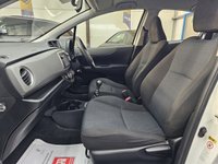 USED 2012 12 TOYOTA YARIS 1.33 Dual VVT-i TR Hatchback 5dr Petrol Manual Euro 5 (101 ps) Reverse Camera, Bluetooth, Air Conditioning