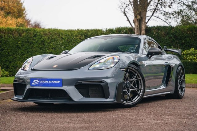 View our PORSCHE 718 CAYMAN