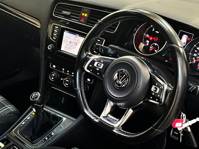 View our VOLKSWAGEN GOLF