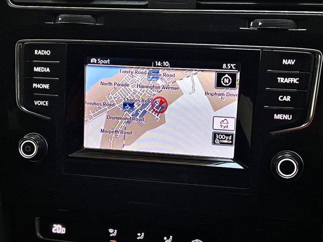 View our VOLKSWAGEN GOLF