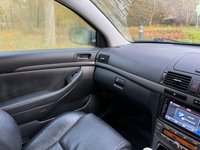 USED 2008 58 TOYOTA AVENSIS 2.2 D-4D T Spirit Hatchback 5dr Diesel Manual (156 g/km, 148 bhp) 