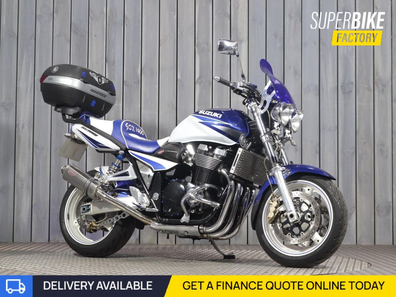 SUZUKI gsx1400タンク 青/白へこみあり SUZUKI gsx1400タンク 青/白へこみあり - メルカリ