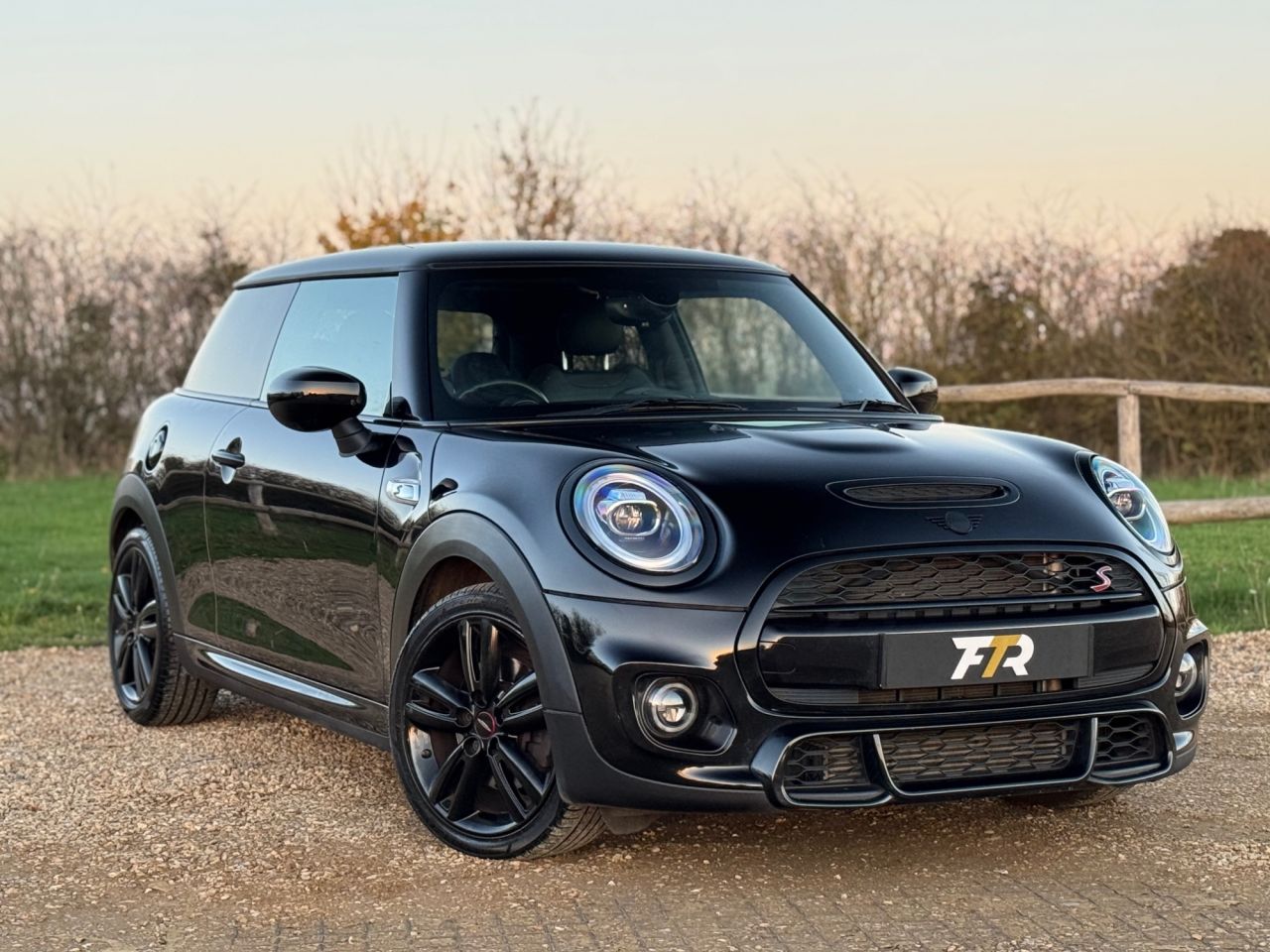 MINI Hatch 2.0 Cooper S Sport Hatchback 3dr Petrol Steptronic Euro 6 (s ...