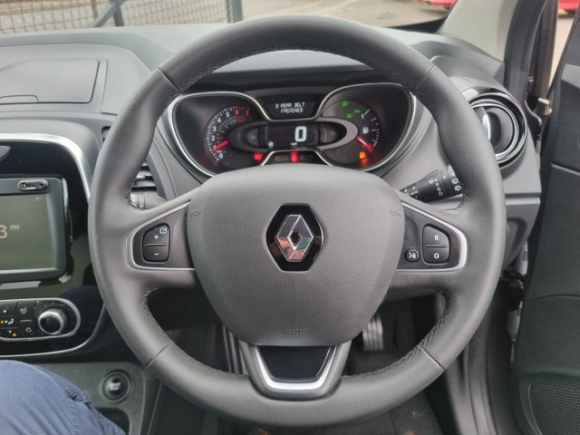 2019 RENAULT CAPTUR - Photo 12